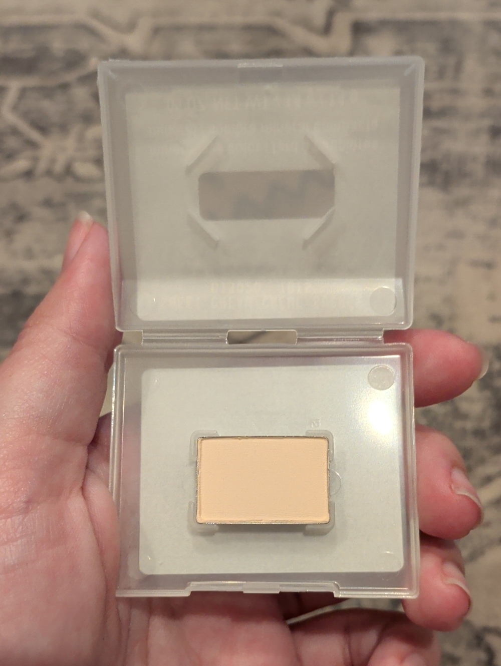 Mary Kay Vintage Mineral Eye Color Eyeshadow - Sweet Cream